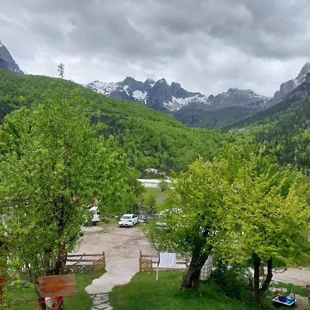 Bujtina Arlindi Valbone