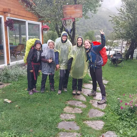 Bed & Breakfast Bujtina Arlindi Valbone