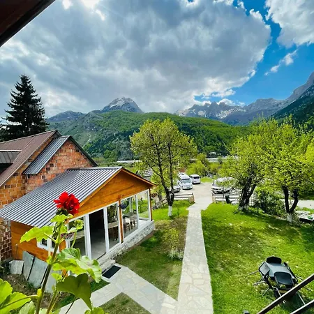 Bujtina Arlindi Valbone