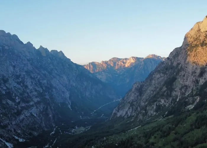 Bujtina Arlindi Bed & Breakfast