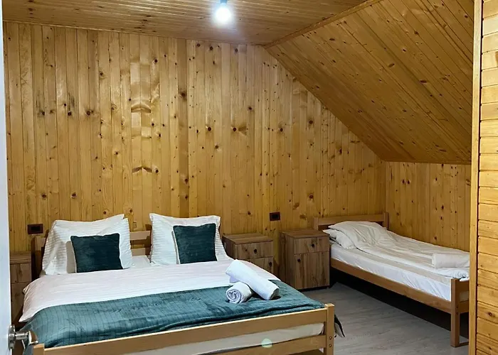 Bujtina Arlindi Bed & Breakfast *